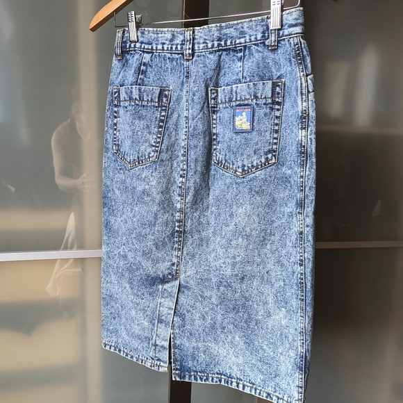 Vintage Acid Wash Denim Skirt in Blue and Gray - Picture 14 of 14